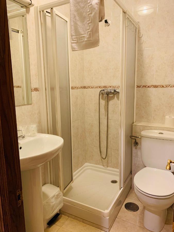 Hostal La Serna Hotel โปเตส ภายนอก รูปภาพ