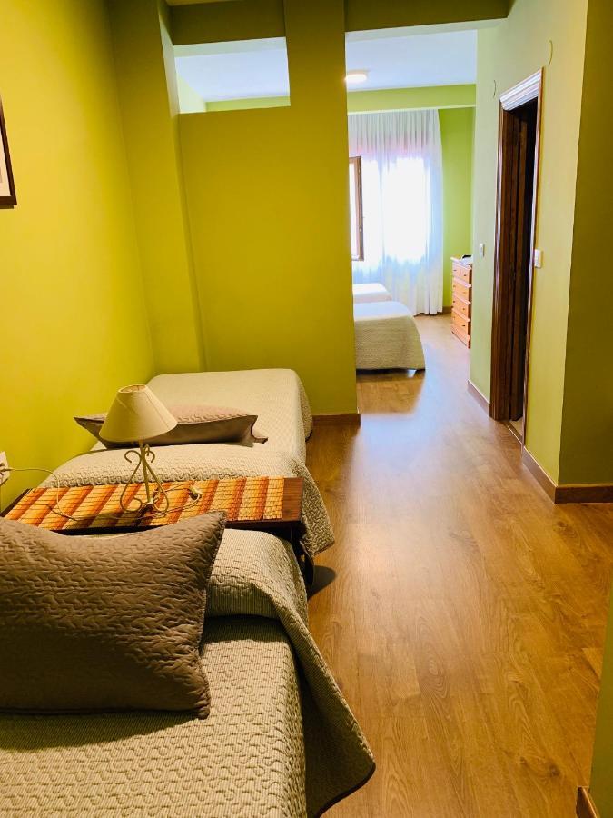 Hostal La Serna Hotel โปเตส ภายนอก รูปภาพ